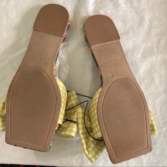 BETSEY JOHNSON bow flats size 6 satin gingham yellow blue tropical fruit pattern - Picture 2 of 5